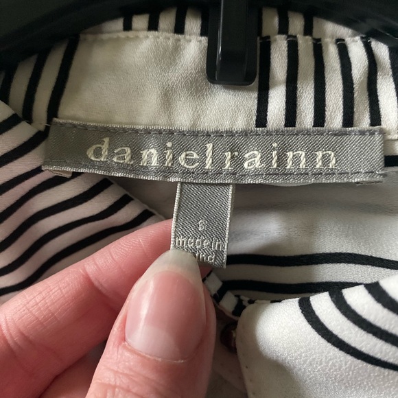 Daniel Rainn Striped Tunic Tank - Picture 6 of 8